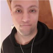 Profesor de lenguaje musical y guitarra como instrumento acompañante